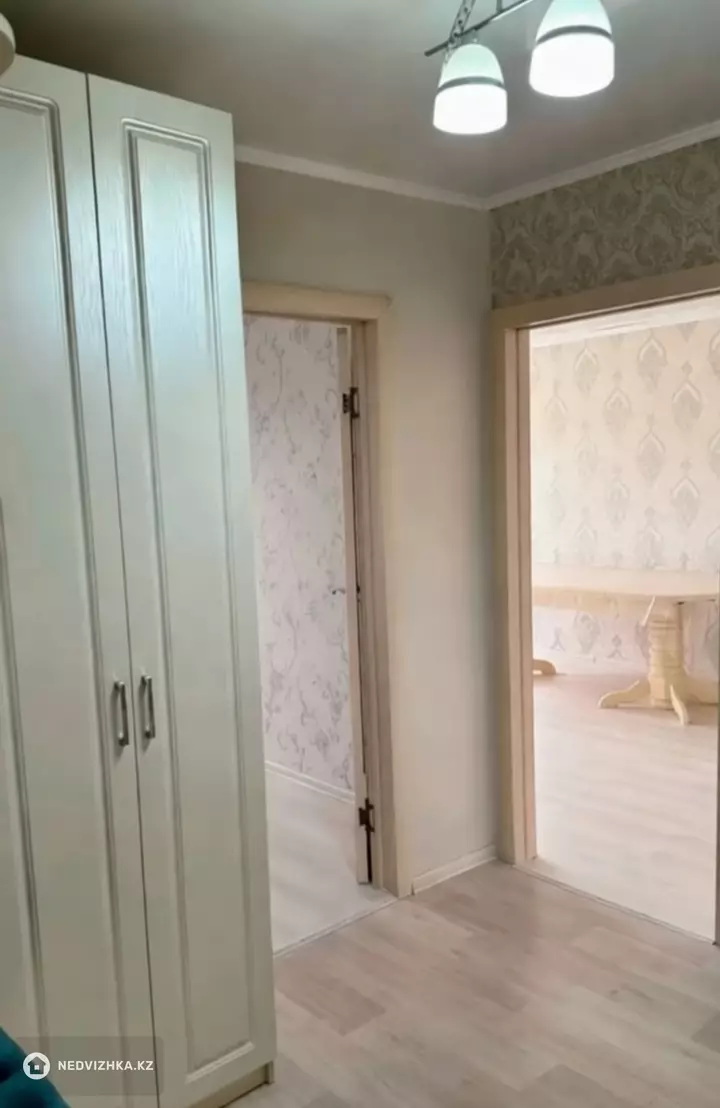 3-комнатная квартира, этаж 5 из 5, 60 м², фотография 2