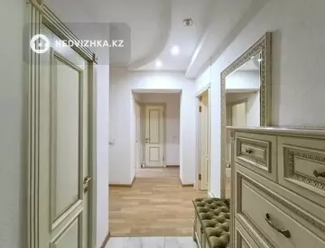 3-комнатная квартира, этаж 2 из 5, 74 м², миниатюра 3