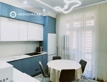 1-комнатная квартира, этаж 7 из 14, 55 м², На длительный срок