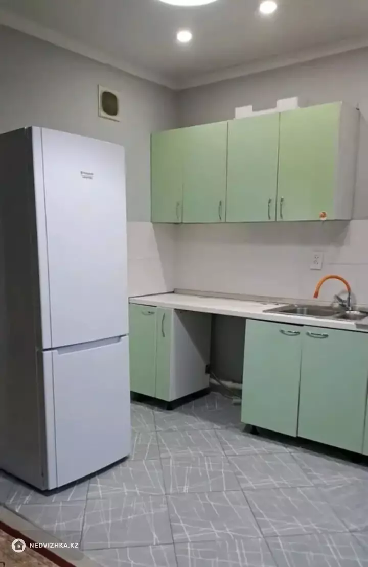 2-комнатная квартира, этаж 7 из 10, 70 м², На длительный срок