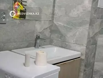 2-комнатная квартира, этаж 7 из 10, 70 м², На длительный срок, миниатюра 9