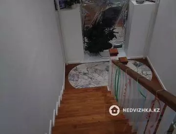6-комнатный дом, 12 соток, 251 м²