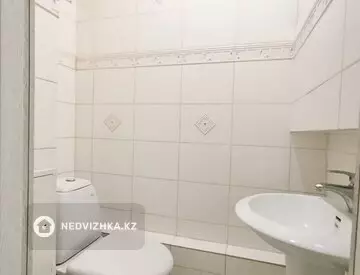 3-комнатная квартира, этаж 2 из 5, 74 м², миниатюра 7