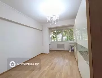 3-комнатная квартира, этаж 2 из 5, 74 м², миниатюра 12
