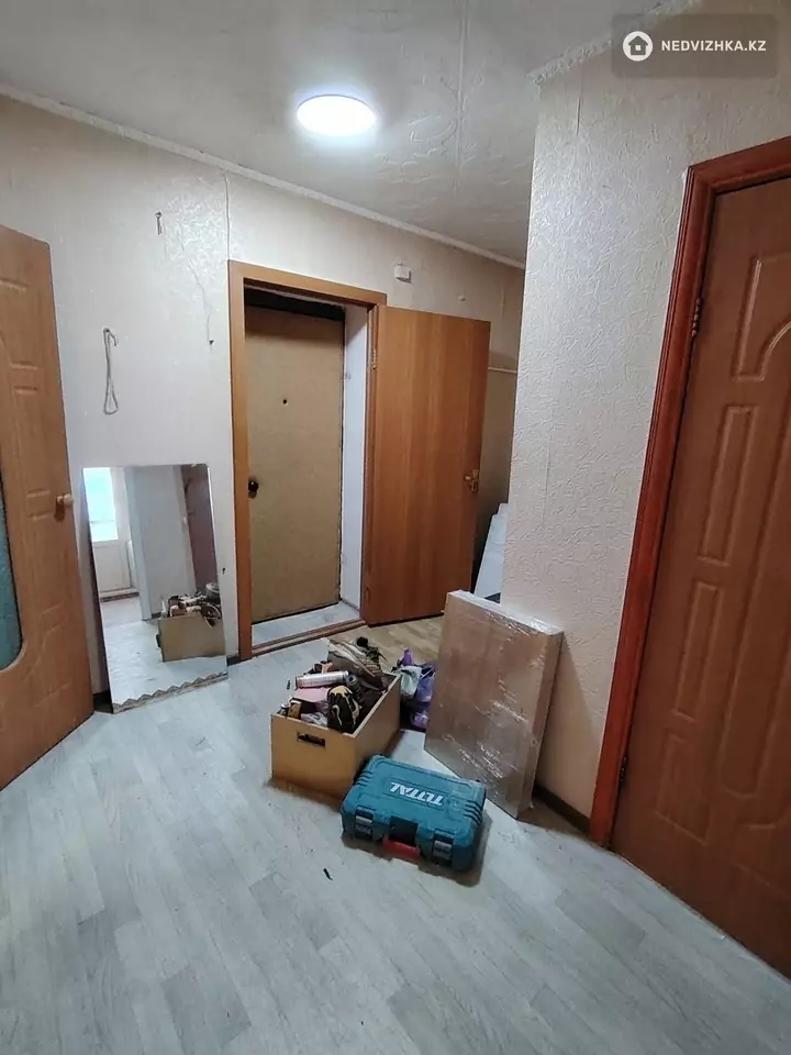 1-комнатная квартира, этаж 3 из 5, 42 м², фотография 5