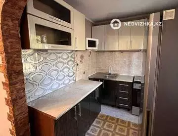 3-комнатная квартира, этаж 1 из 5, 58 м²
