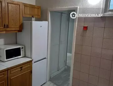 2-комнатная квартира, этаж 4 из 4, 56 м², миниатюра 9