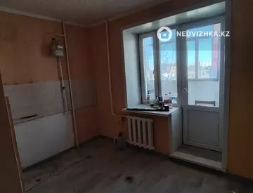 1-комнатная квартира, этаж 3 из 5, 42 м²