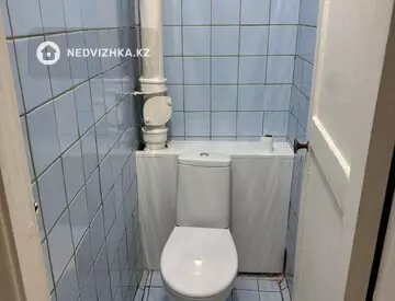 2-комнатная квартира, этаж 4 из 4, 56 м², миниатюра 12