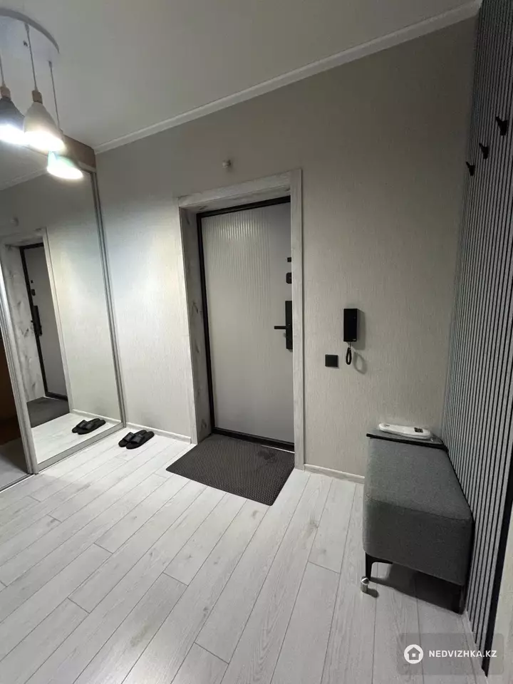 1-комнатная квартира, этаж 1 из 6, 46 м², Посуточно, фотография 5