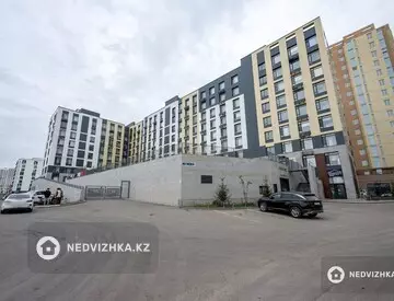 3-комнатная квартира, этаж 9 из 9, 87 м², миниатюра 5