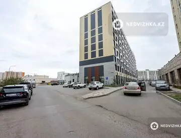 3-комнатная квартира, этаж 9 из 9, 87 м², миниатюра 6