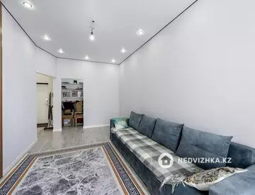 1-комнатная квартира, этаж 5 из 9, 41 м², миниатюра 2