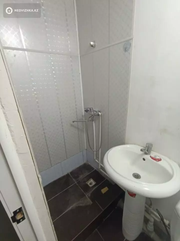 1-комнатная квартира, этаж 2 из 2, 11 м², фотография 2