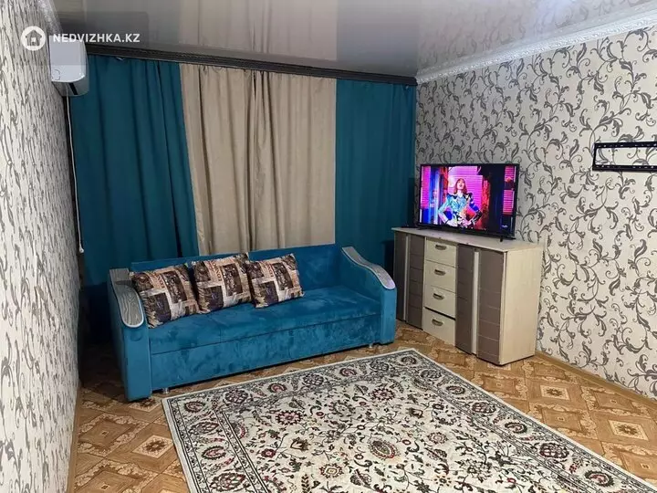 2-комнатная квартира, этаж 8 из 10, 64 м²