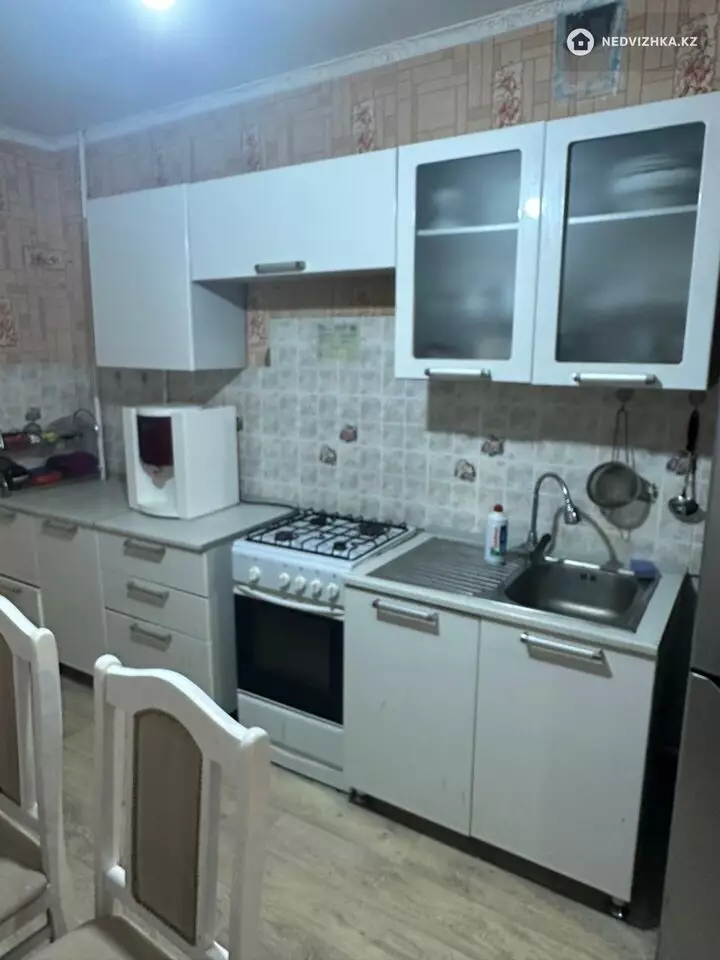 2-комнатная квартира, этаж 8 из 10, 64 м², 4-фотосурет