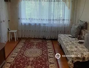 2-комнатная квартира, этаж 2 из 5, 44 м², миниатюра 1