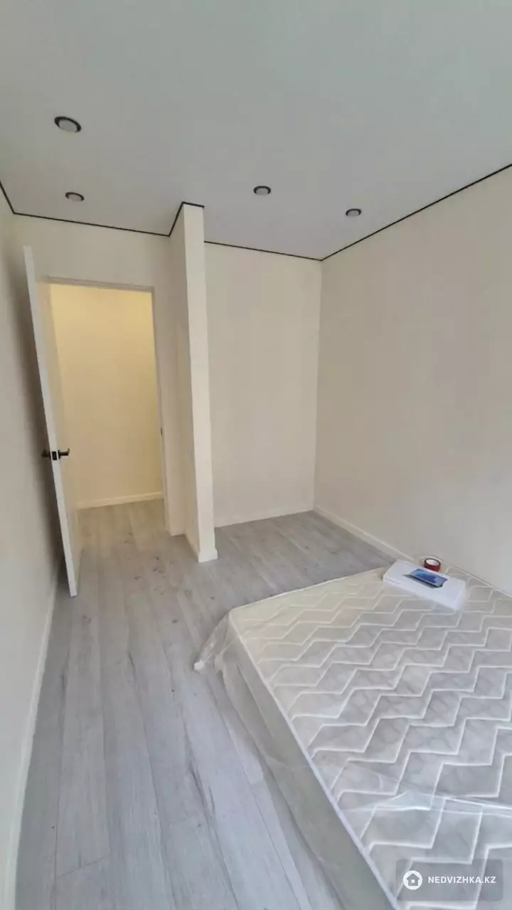 3-бөлмелі пәтер, қабат 6 барлық қабат саны 13, 65 м²