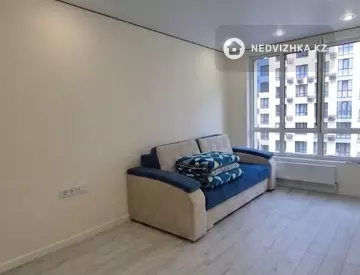 3-комнатная квартира, этаж 6 из 13, 65 м², миниатюра 3