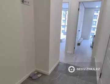 3-комнатная квартира, этаж 6 из 13, 65 м², миниатюра 11