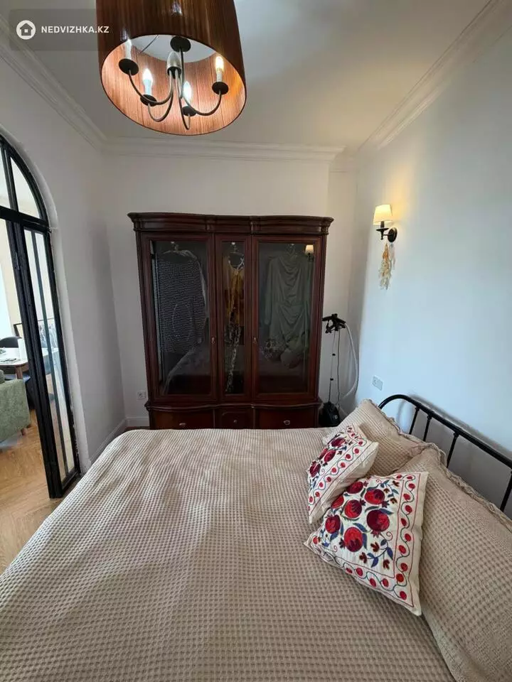 2-комнатная квартира, этаж 16 из 18, 47 м², фотография 4