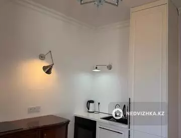 2-комнатная квартира, этаж 16 из 18, 47 м², миниатюра 10