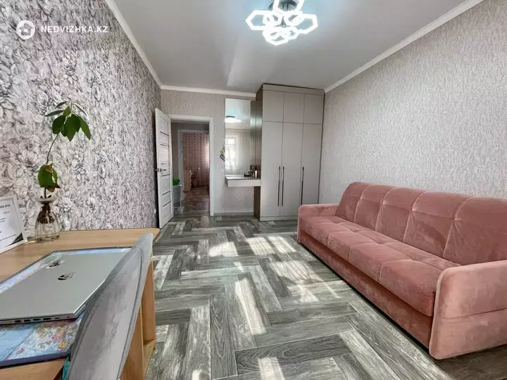 3-комнатная квартира, этаж 6 из 6, 75 м², 4-фотосурет