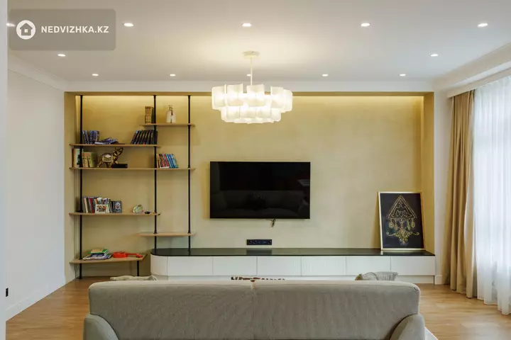 4-комнатная квартира, этаж 12 из 21, 130 м², 3-фотосурет