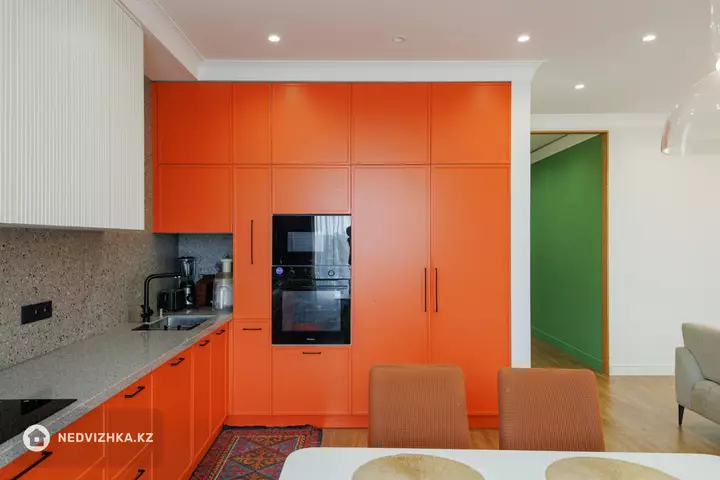 4-комнатная квартира, этаж 12 из 21, 130 м², 2-фотосурет