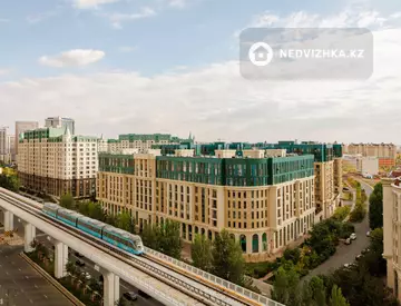 4-комнатная квартира, этаж 12 из 21, 130 м², миниатюра 12