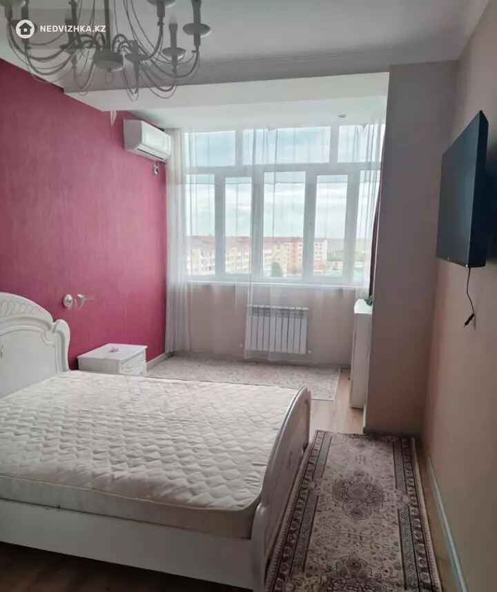 3-комнатная квартира, этаж 8 из 10, 77 м², фотография 5