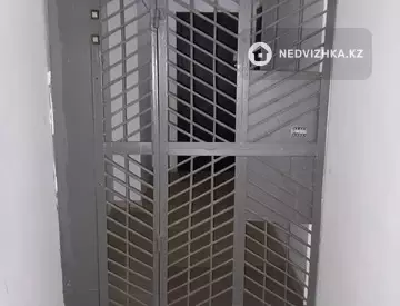 4-комнатная квартира, этаж 3 из 9, 84 м², миниатюра 2