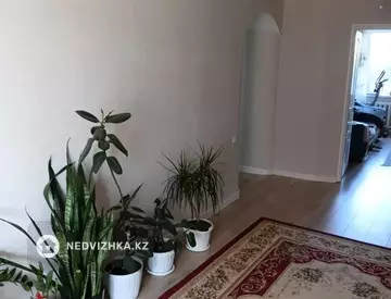 4-комнатная квартира, этаж 3 из 9, 84 м², миниатюра 7