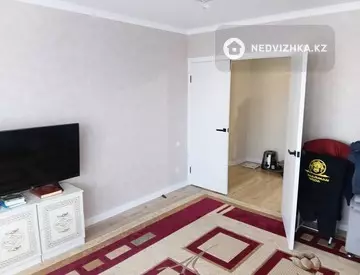 4-комнатная квартира, этаж 3 из 9, 84 м², миниатюра 10