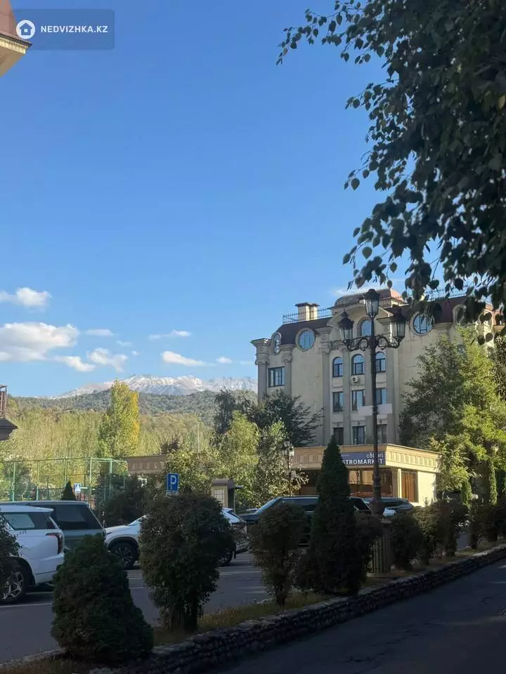 2-комнатная квартира, этаж 4 из 5, 113 м², фотография 4