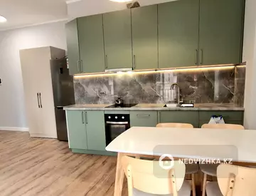 2-комнатная квартира, этаж 3 из 4, 53 м², На длительный срок, миниатюра 9