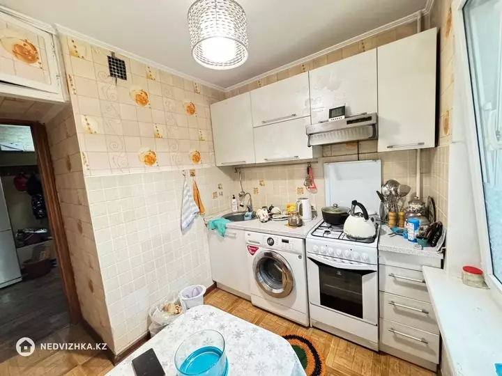 2-комнатная квартира, этаж 3 из 4, 46 м²