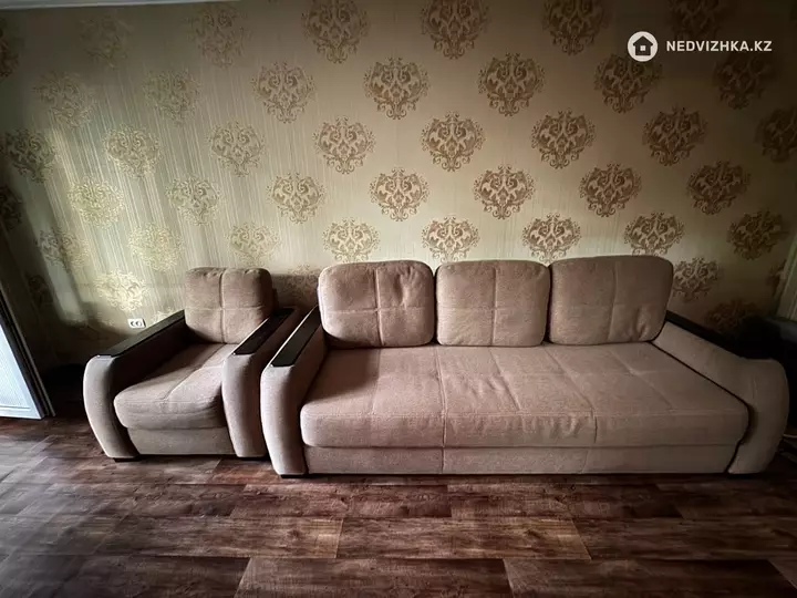 2-комнатная квартира, этаж 3 из 4, 46 м², фотография 4