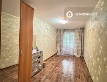 2-комнатная квартира, этаж 3 из 4, 46 м², миниатюра 7