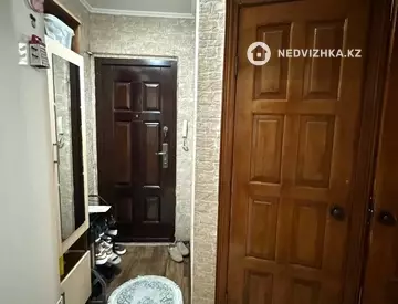2-комнатная квартира, этаж 3 из 4, 46 м², миниатюра 8
