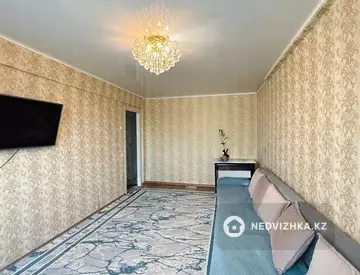 3-комнатная квартира, этаж 5 из 5, 70 м², миниатюра 4