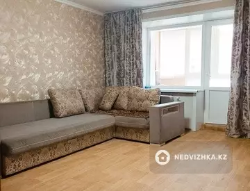 2-комнатная квартира, этаж 1 из 9, 56 м², миниатюра 4