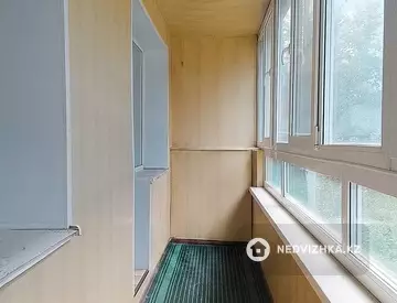 2-комнатная квартира, этаж 1 из 9, 56 м², миниатюра 7