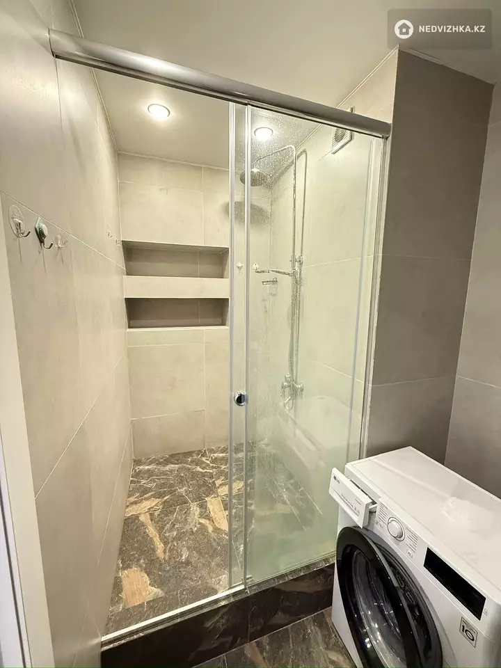 3-комнатная квартира, этаж 7 из 12, 95 м², На длительный срок, фотография 5