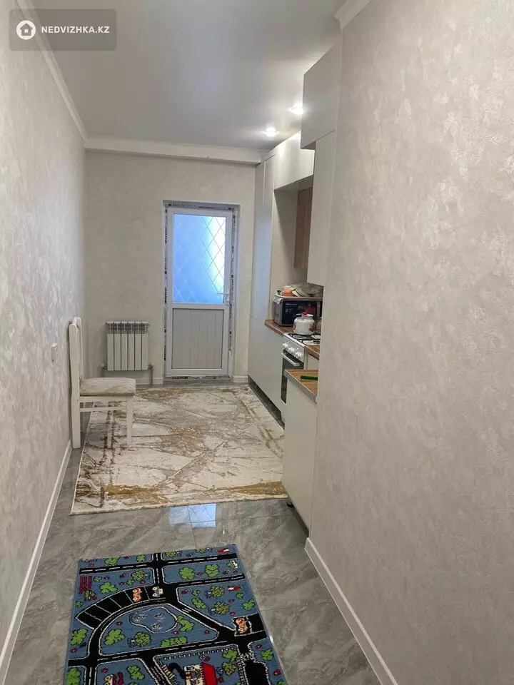 2-комнатная квартира, этаж 8 из 9, 63 м², На длительный срок, фотография 4