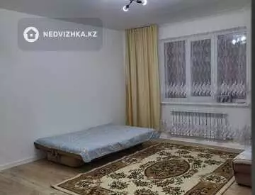 1-комнатная квартира, этаж 6 из 15, 45 м², миниатюра 3