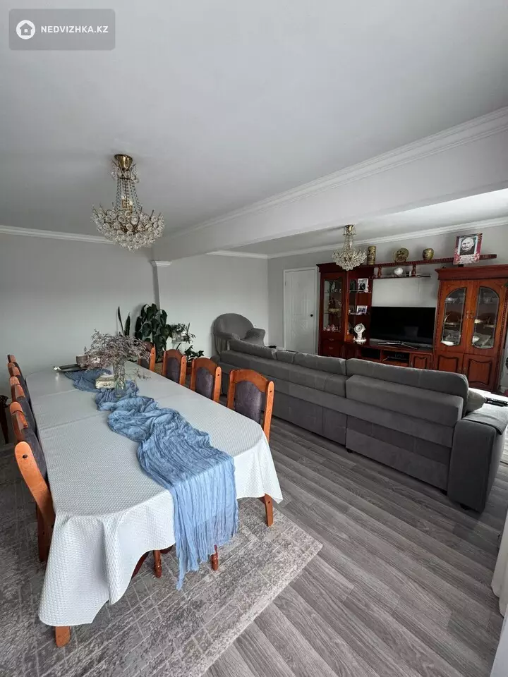 3-комнатная квартира, этаж 3 из 5, 90 м², фотография 5