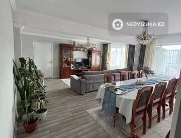 3-комнатная квартира, этаж 3 из 5, 90 м², миниатюра 6