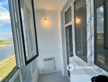 2-комнатная квартира, этаж 9 из 9, 37 м², миниатюра 9