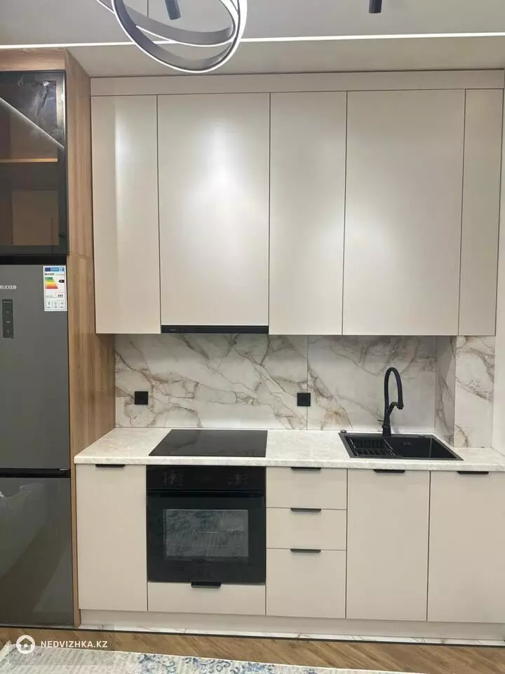 3-комнатная квартира, этаж 2 из 9, 48 м², 4-фотосурет